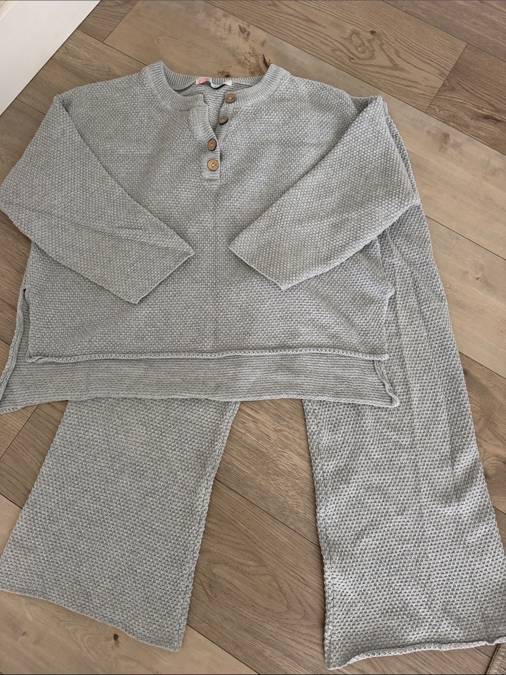 Free People Brianna FP Beach set Light Gray Waffle Knit. In great condition